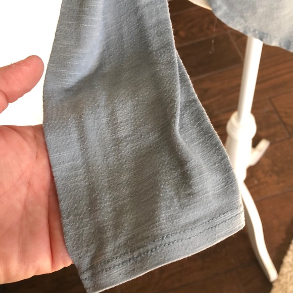 🌺Abercrombie & Fitch crew neck, long sleeve tee🌺 - Picture 4 of 9